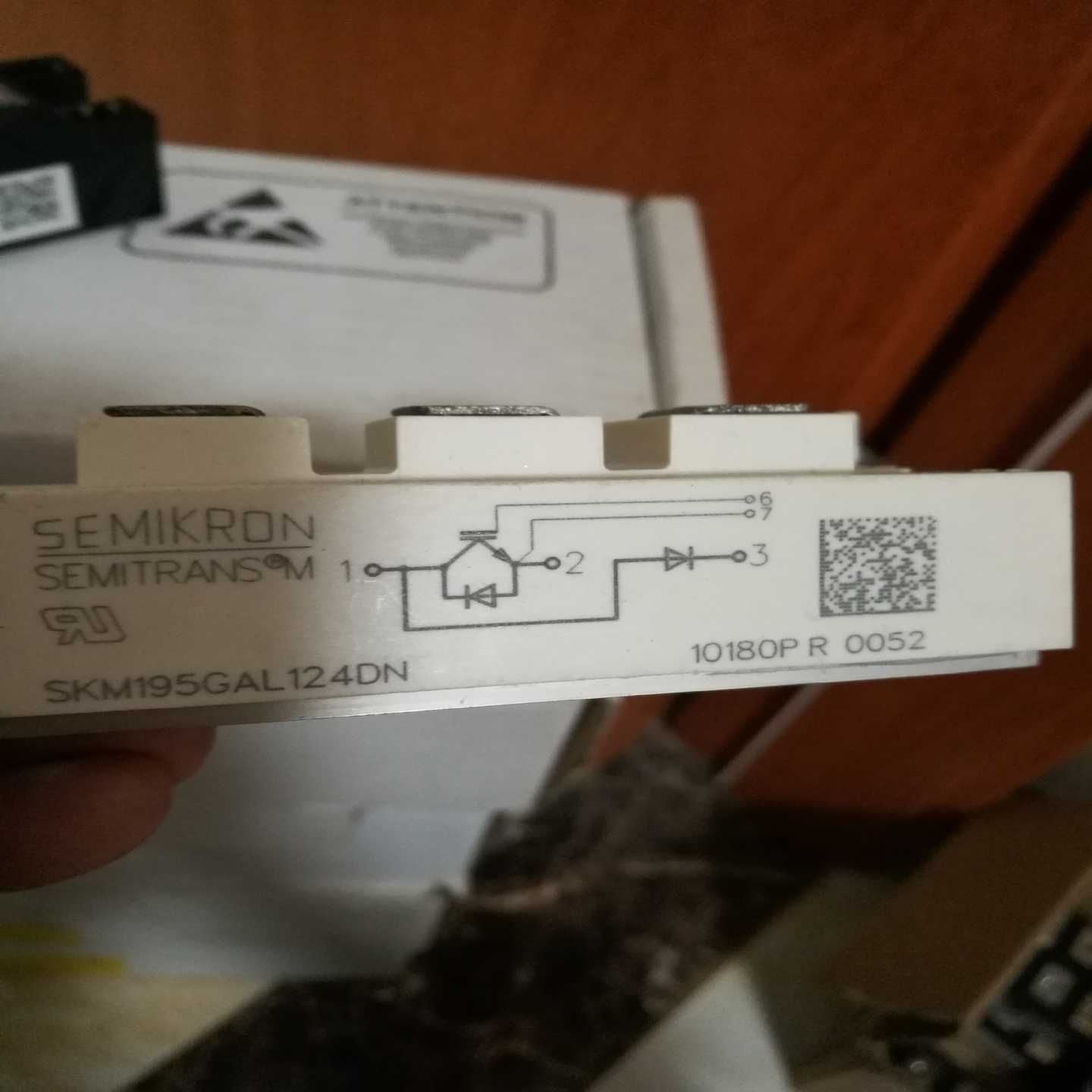 询价SKM195GAL124DN机器拆的，只有一个，