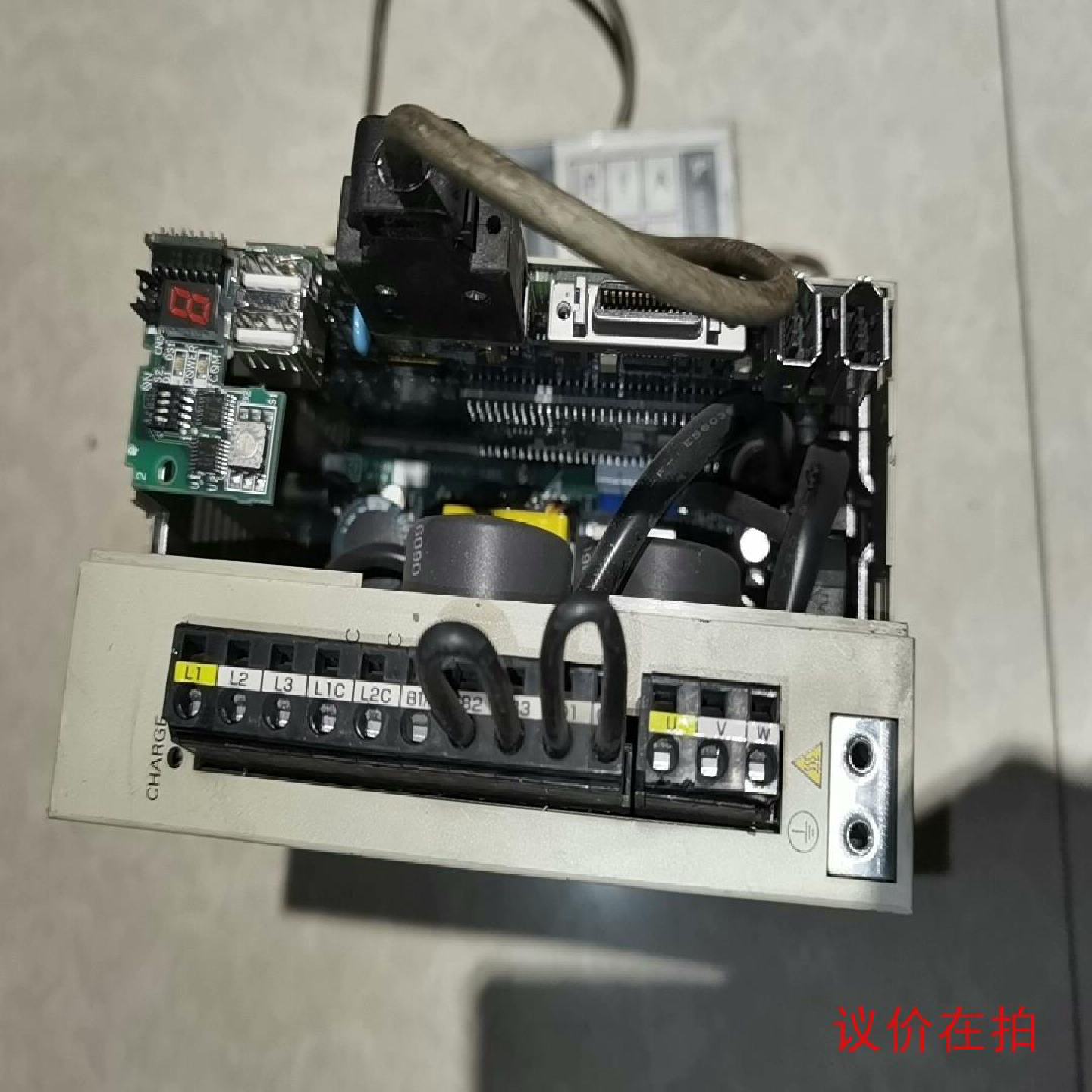 询价-YASKAWA操控面板一个伺服驱动器一个少盖子外壳裂了议价
