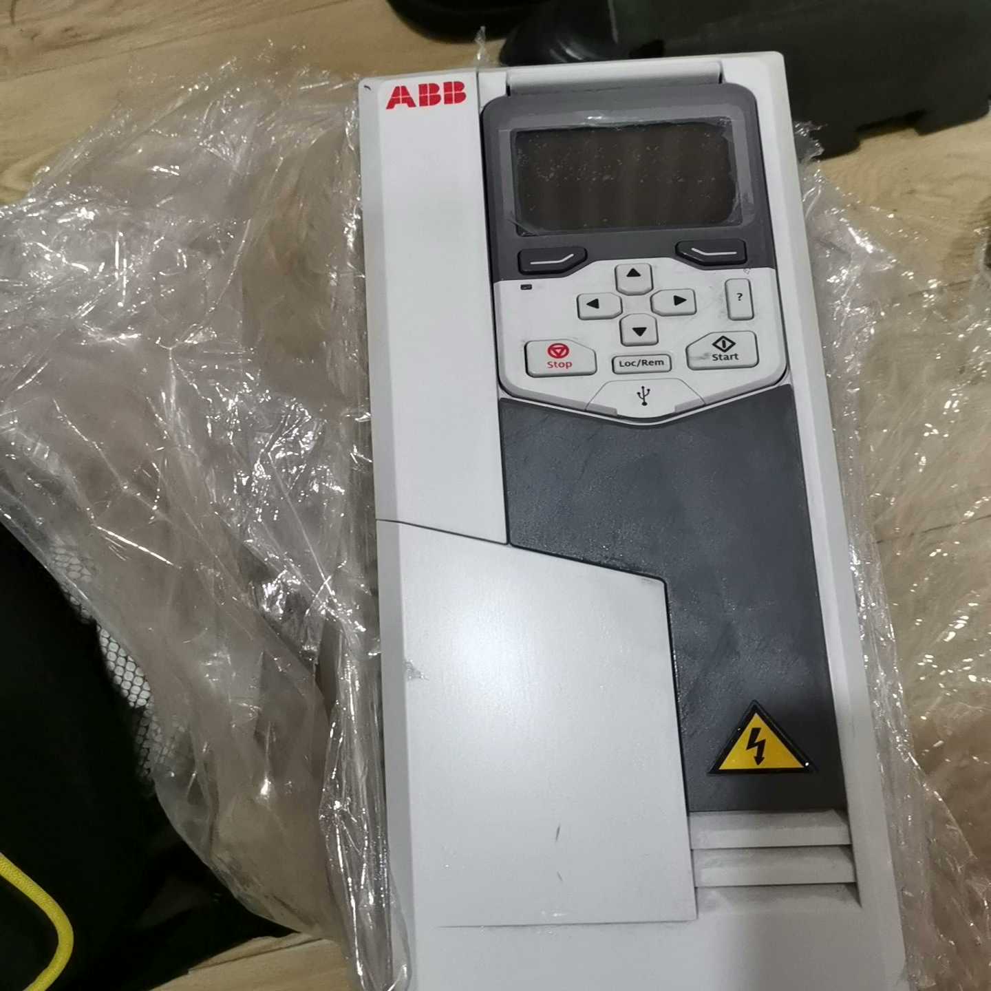 ABB伺服驱动器MFE180-04AN-07A0-4L51(胖胖商铺）