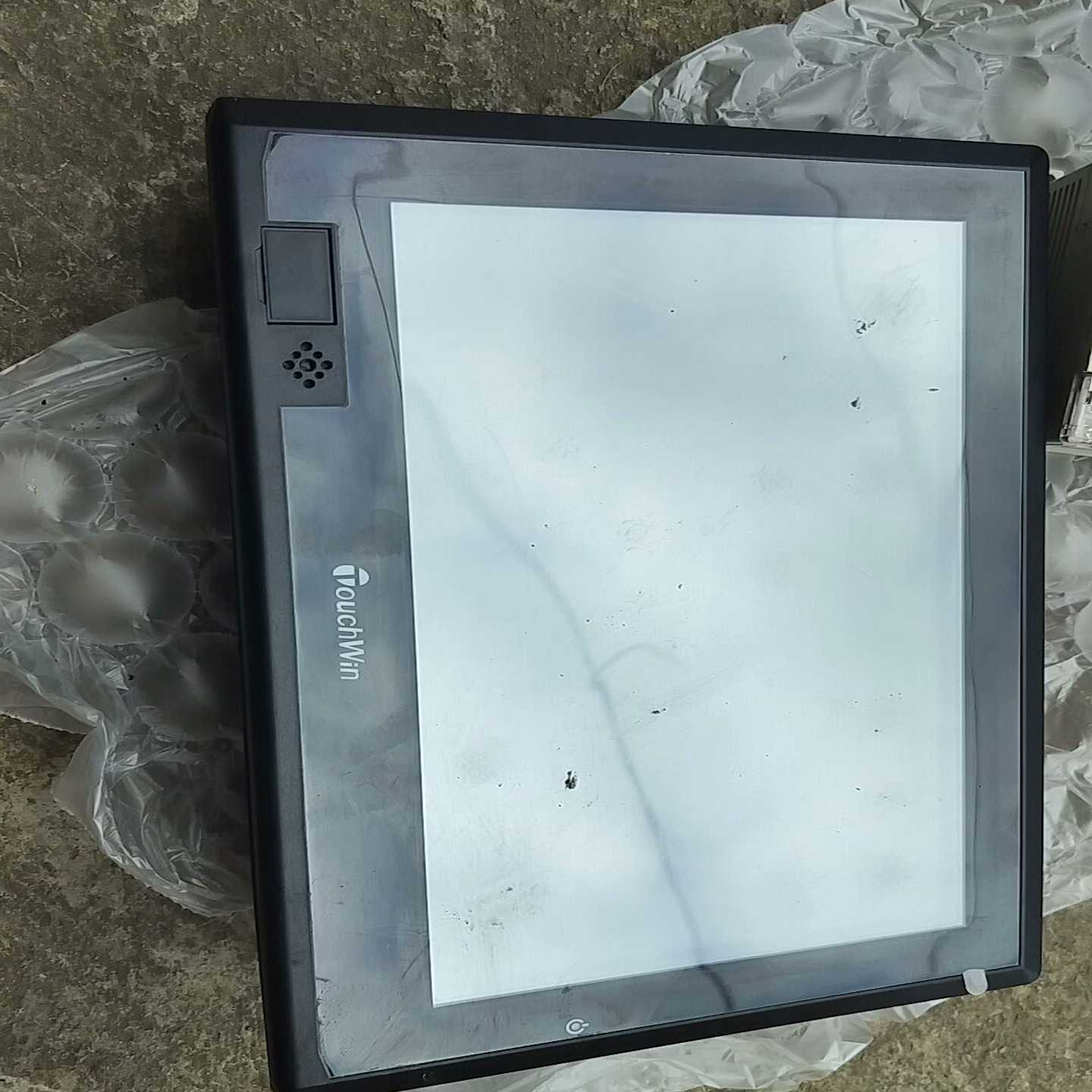 议价信捷触摸屏TGA62-MT拆机一个，成色如图便宜出