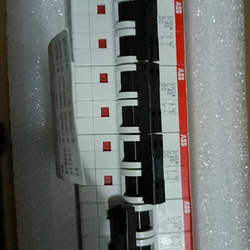 (议价)ABB空开两批直流40安S202M C40 DC