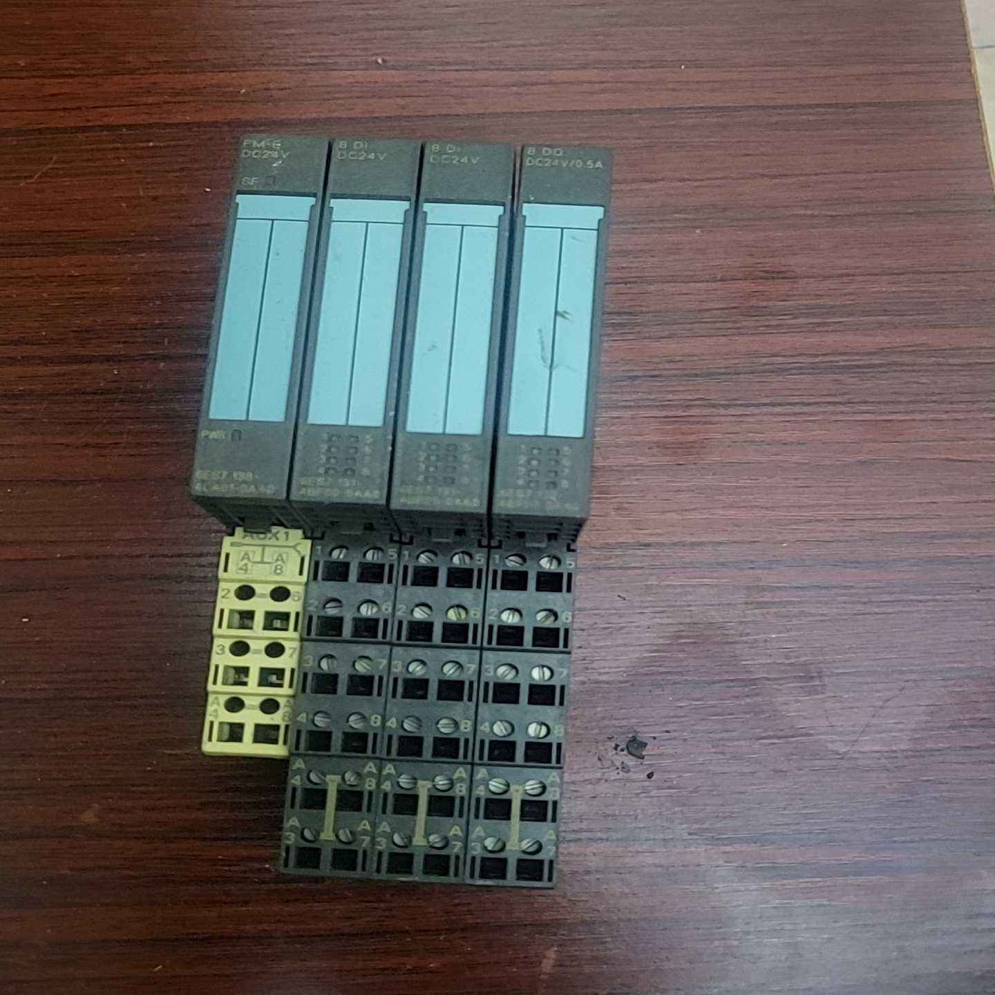 西门子SIMATICS7PLC模块，型号6ES7132--议价商品