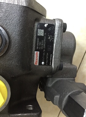 配件力士乐Rexroth叶片泵PV71X1620RE01MC016号R900580382议价
