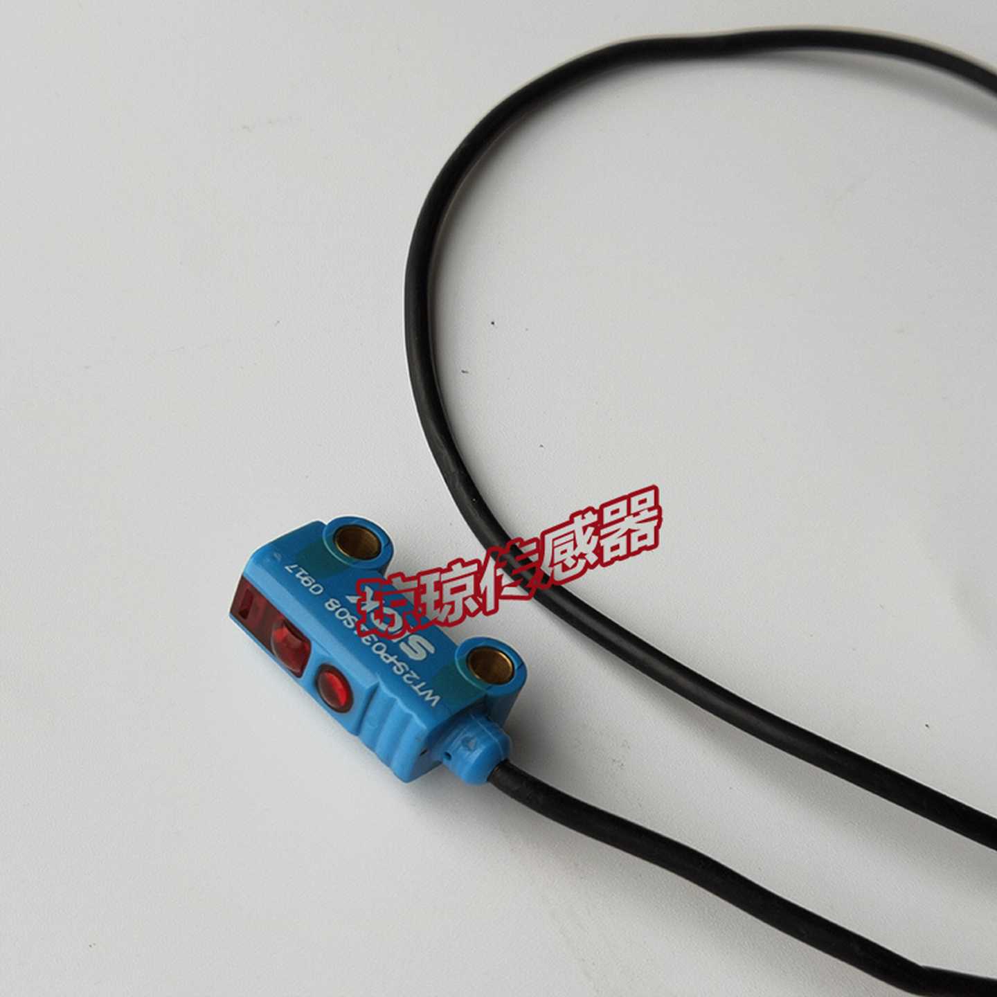 SICK施克WT2S-P131漫反射光电传感器工业光电开关