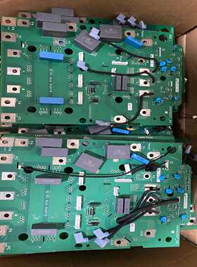 询价施耐德驱动板EAV42257-00