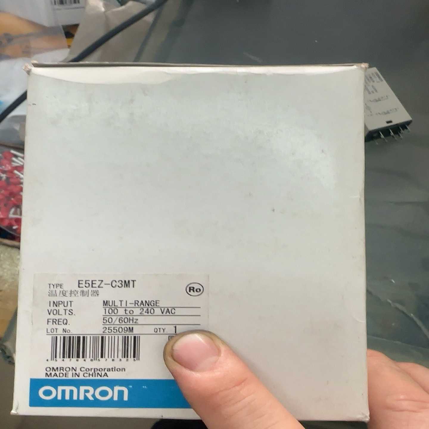 询价拍~温控器E5EZ-C3MT