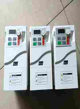 日业变频器，E500-4T4R0B正常使用，机器上拆下来的。询价