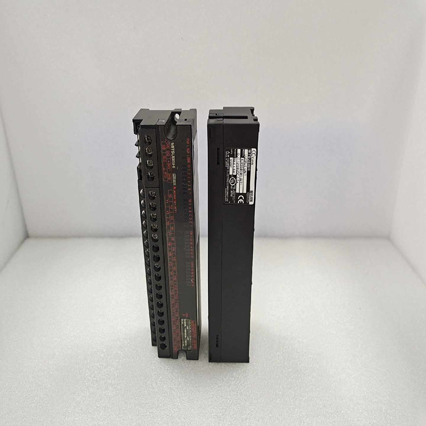 三菱远程io模块AJ65SBTB1-32T1，现货出售，实物{议价}