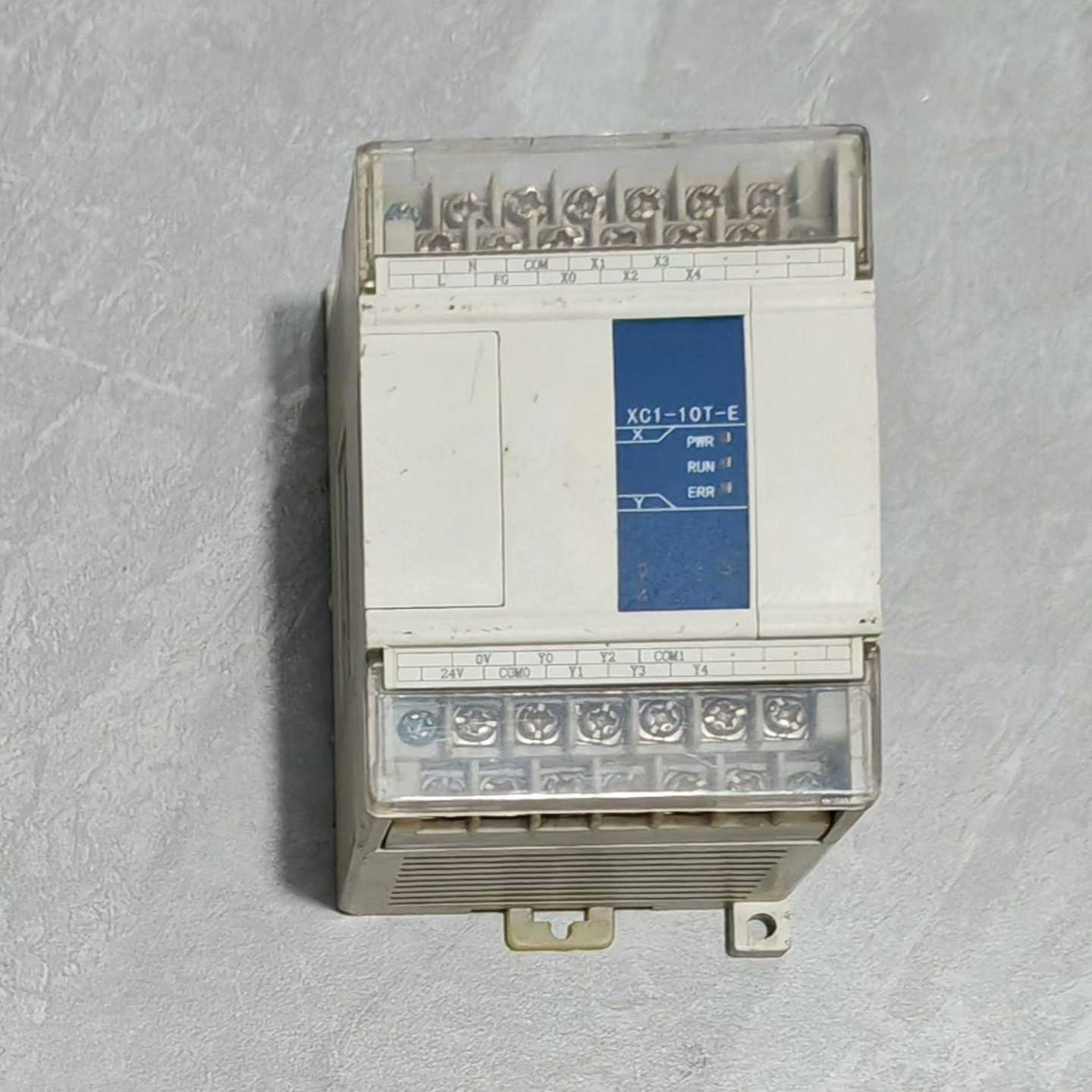 信捷PLC，XC1-10T-E 实物拍摄，成色如图 包好不包--议价商品