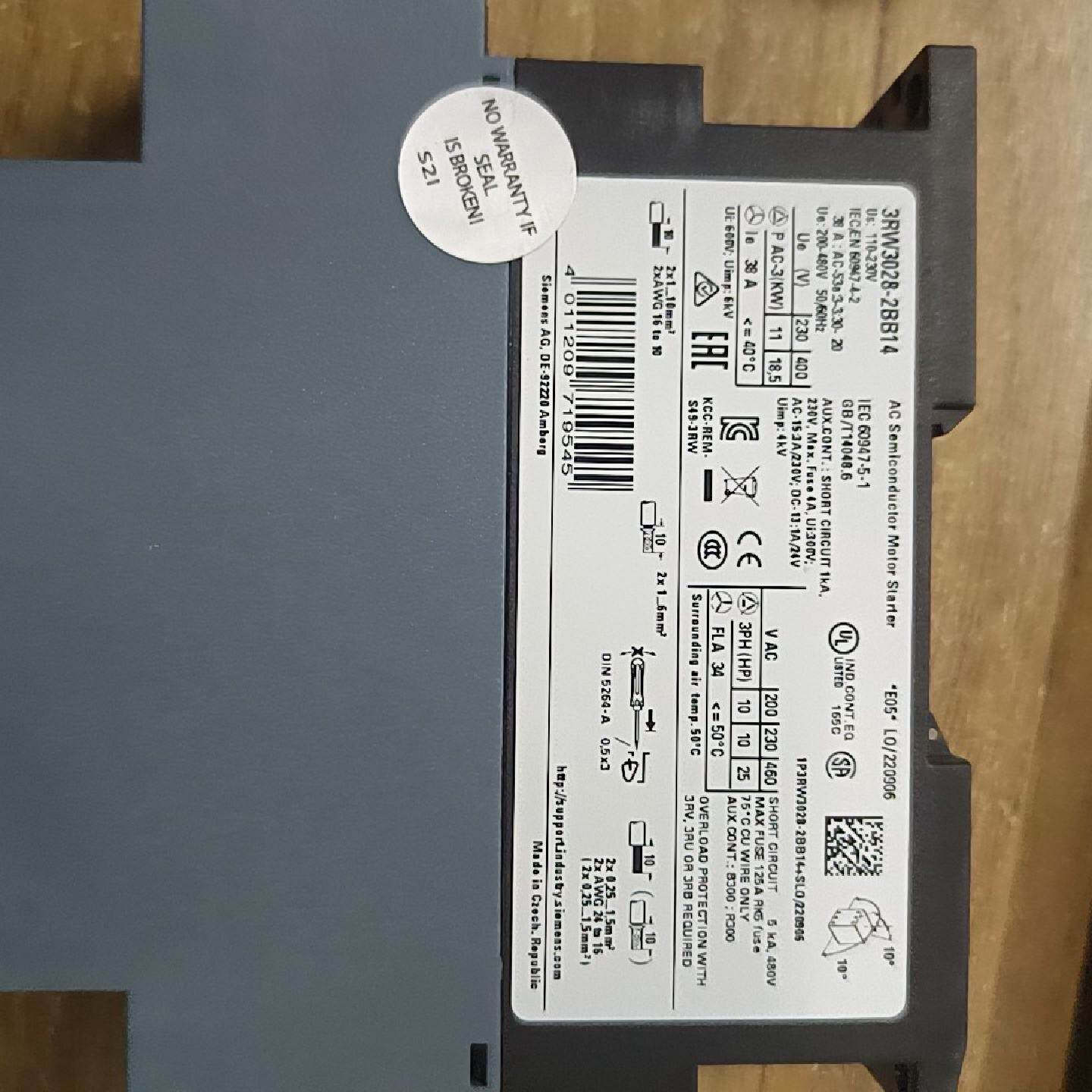 全新西门子软启动器3RW3028-2BB14，38A，18.--议价商品