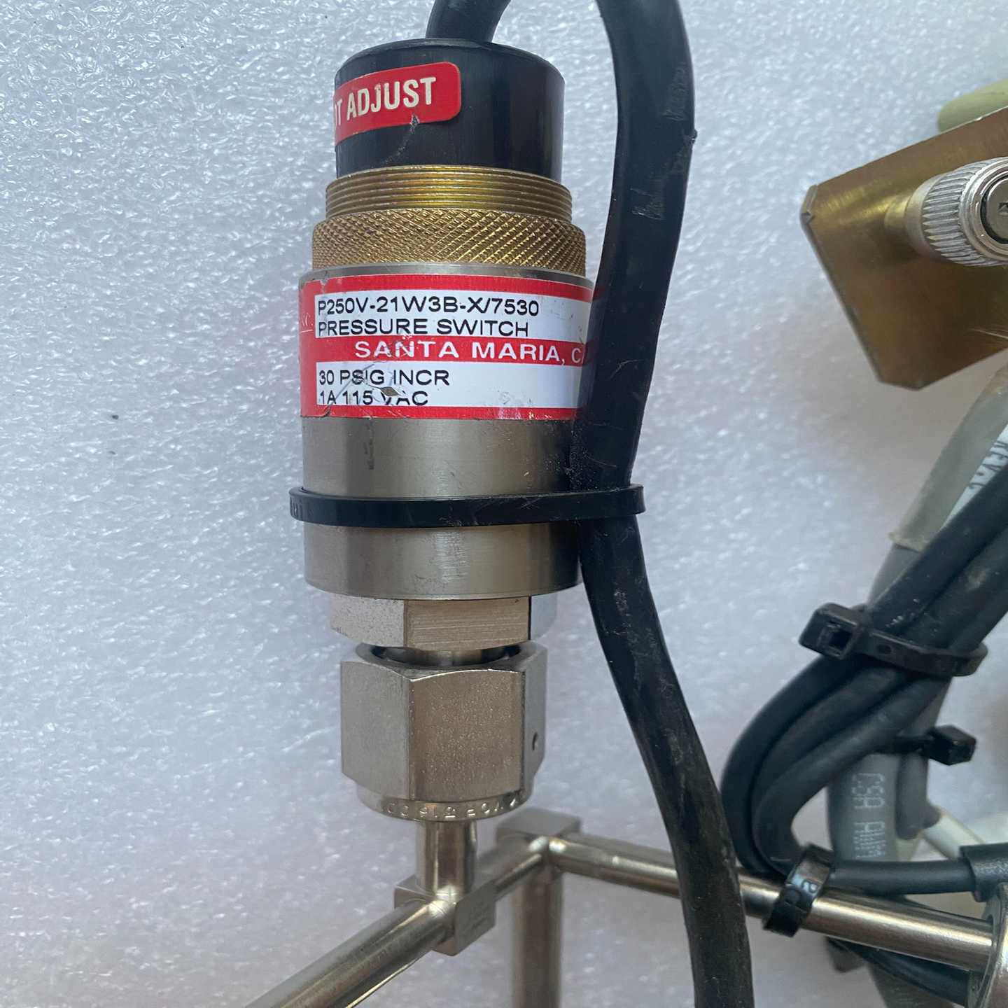 Axcelis配件1035540WASCO超高压真空--议价商品