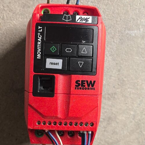 【询价】SEW变频器MCLTEB00042B1100 早上才下来