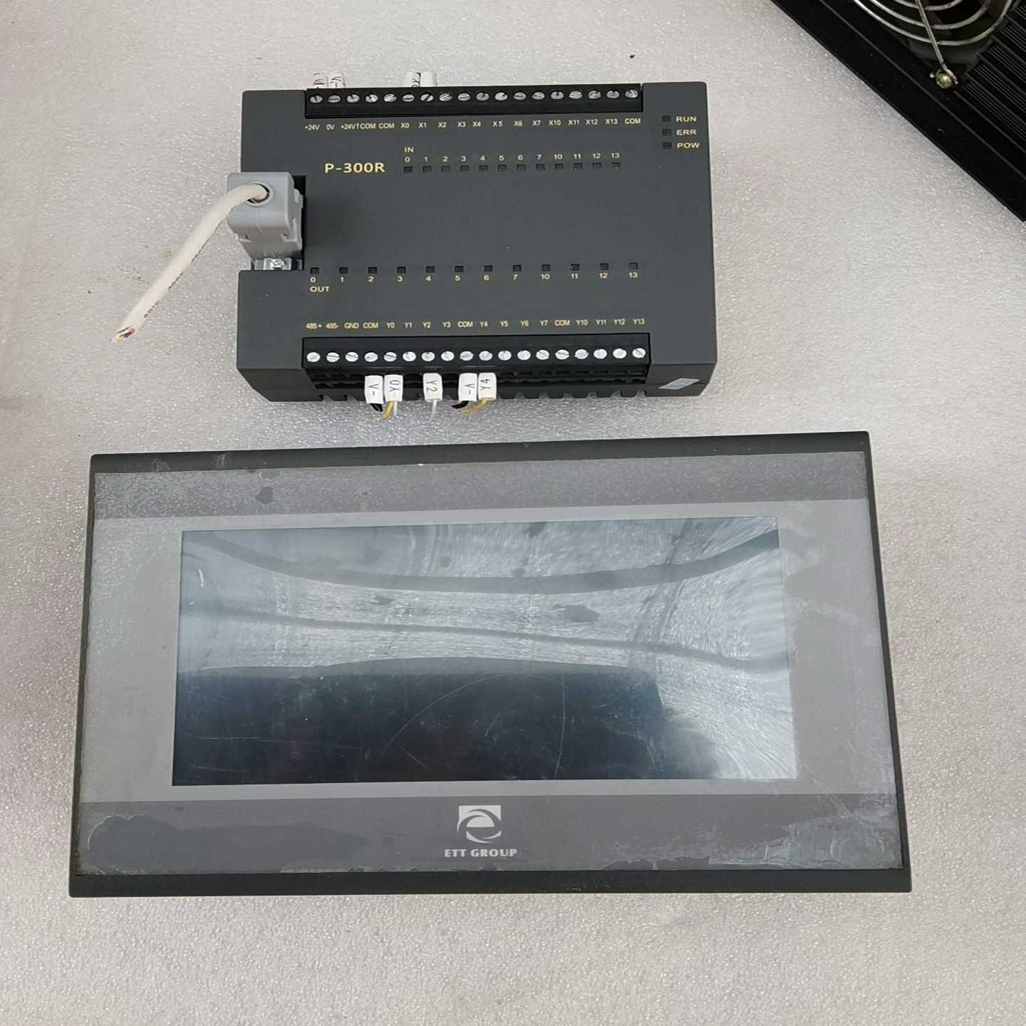 毅天PLC触摸屏一套P-300RVT-300LM询价