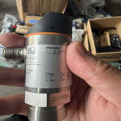 IFM易福门压力传感器PN7002，工业自动化专用。-议价