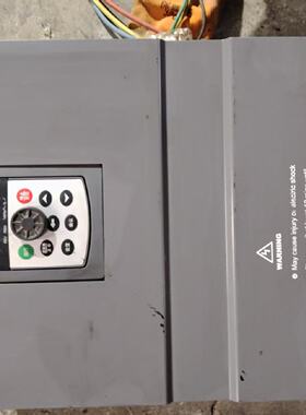 议价拆机一台三科SKIV100A030G/037P-4变频器30