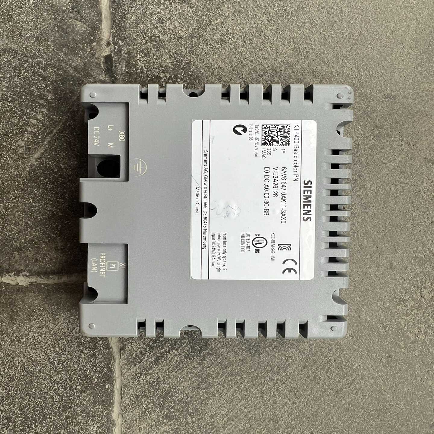 6AV6647-0AK11-3AX0后盖,有标签,实询价