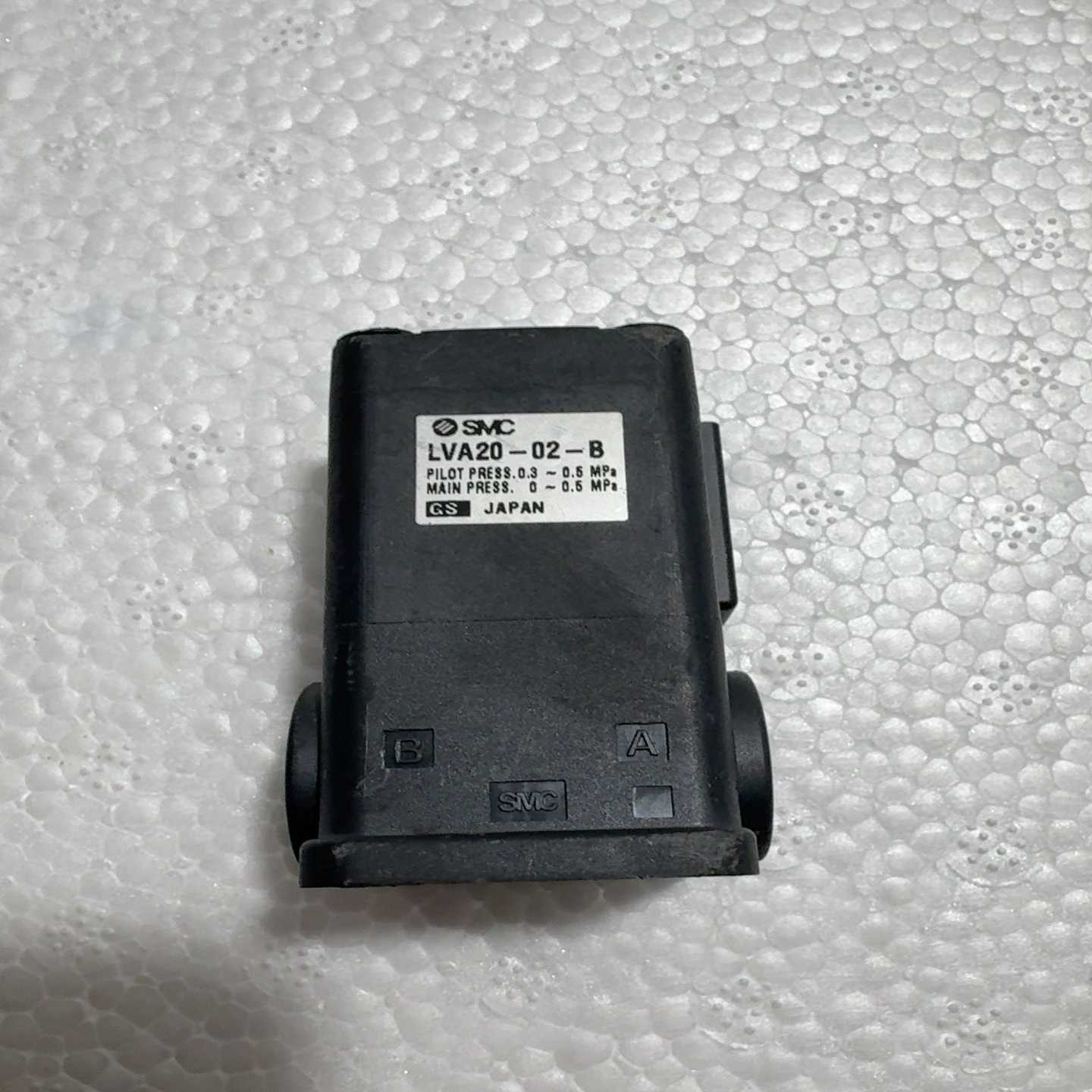 SMC拆机液用阀99新LVA20-02-B想要的和我联系吧--议价商品