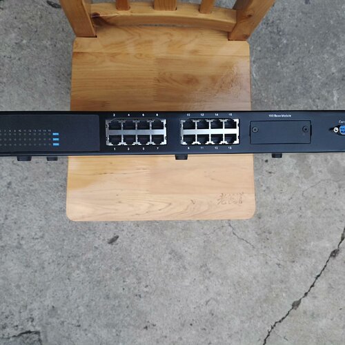 TCL网管型以太网交换机16口新机型号S2916F1桌-议价