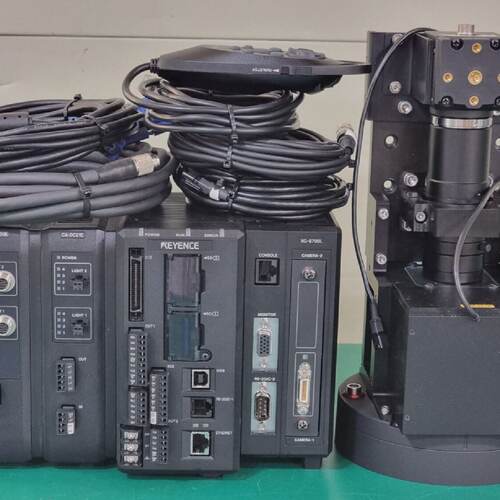 Keyence XG8700L Multicamera Imaging SystemCAH2100MCADC30ECAD