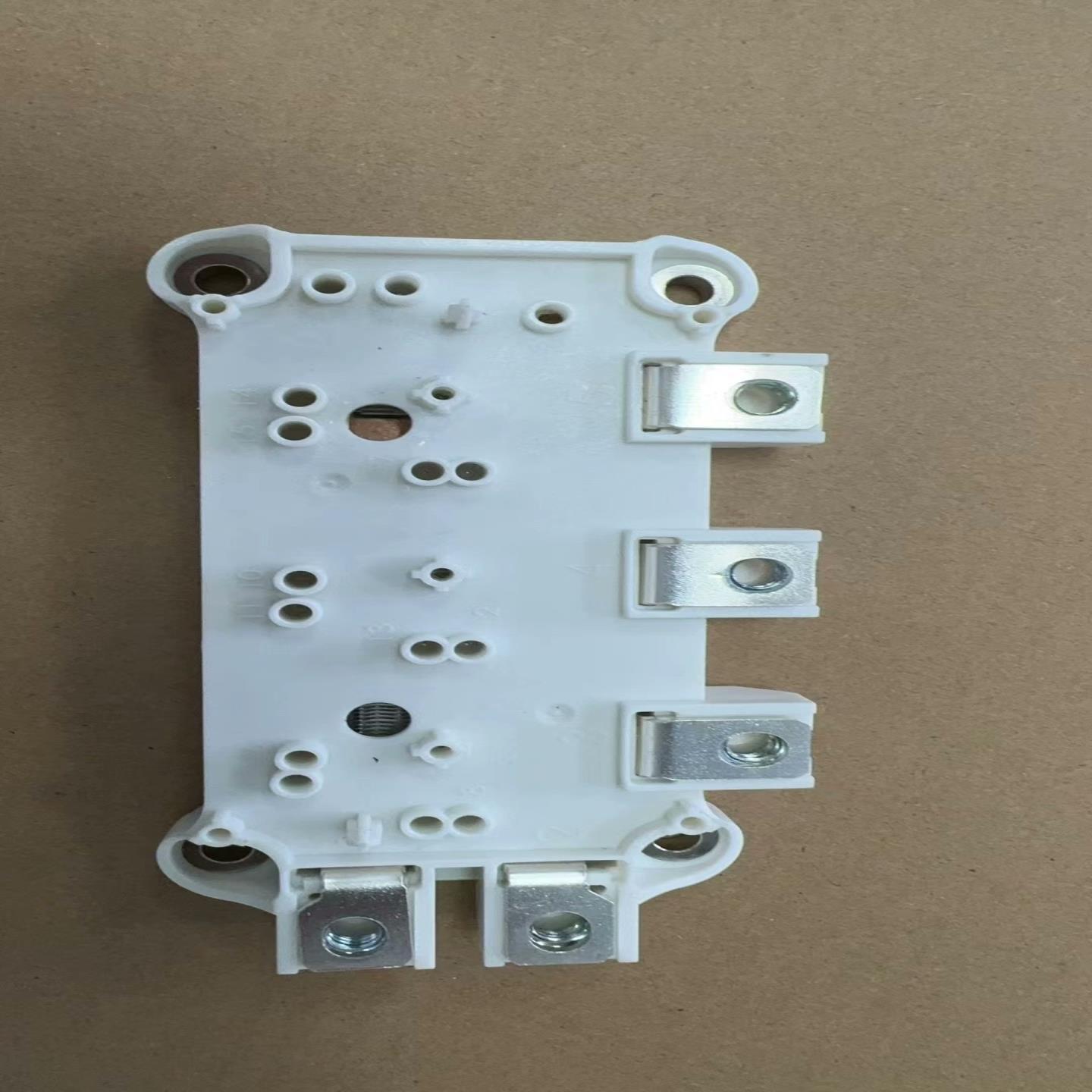 西门康整流桥模块SEMIX341D16s有兴趣联系我价格合理询价