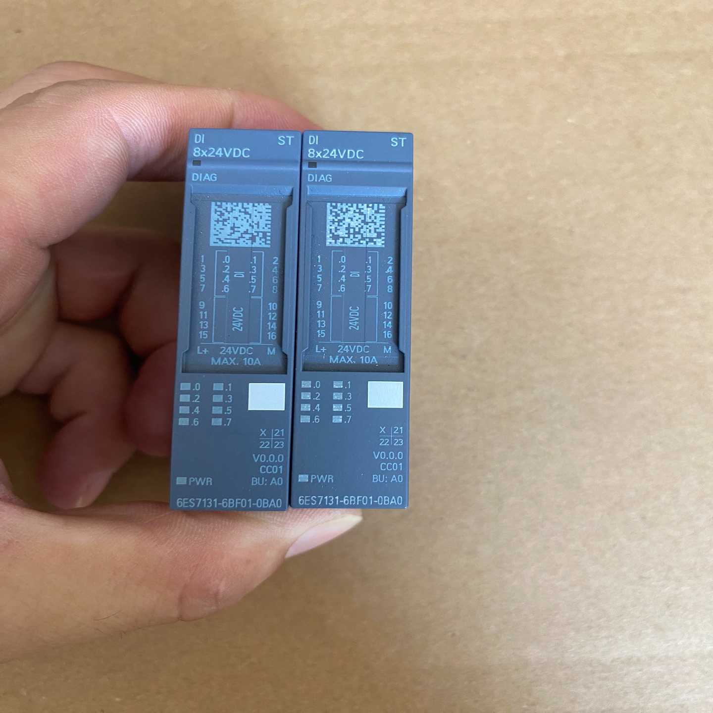 西门子模块，型号6ES7131-6BF01-0BA0成色如图--议价商品