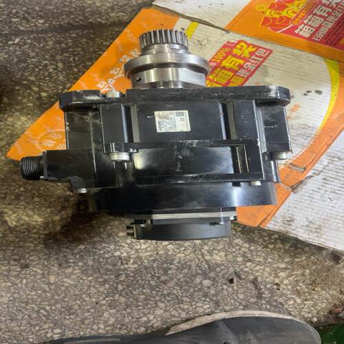 HF-SN202BJ-S100 JE伺服2kw电机，成色~询价