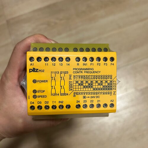 皮尔兹安全继电器PDZ774400库存余货5台议拍前询价