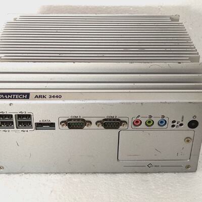 ADVANTECH ARK3440FU1A2E Embedded IPC with builtin Intel Core