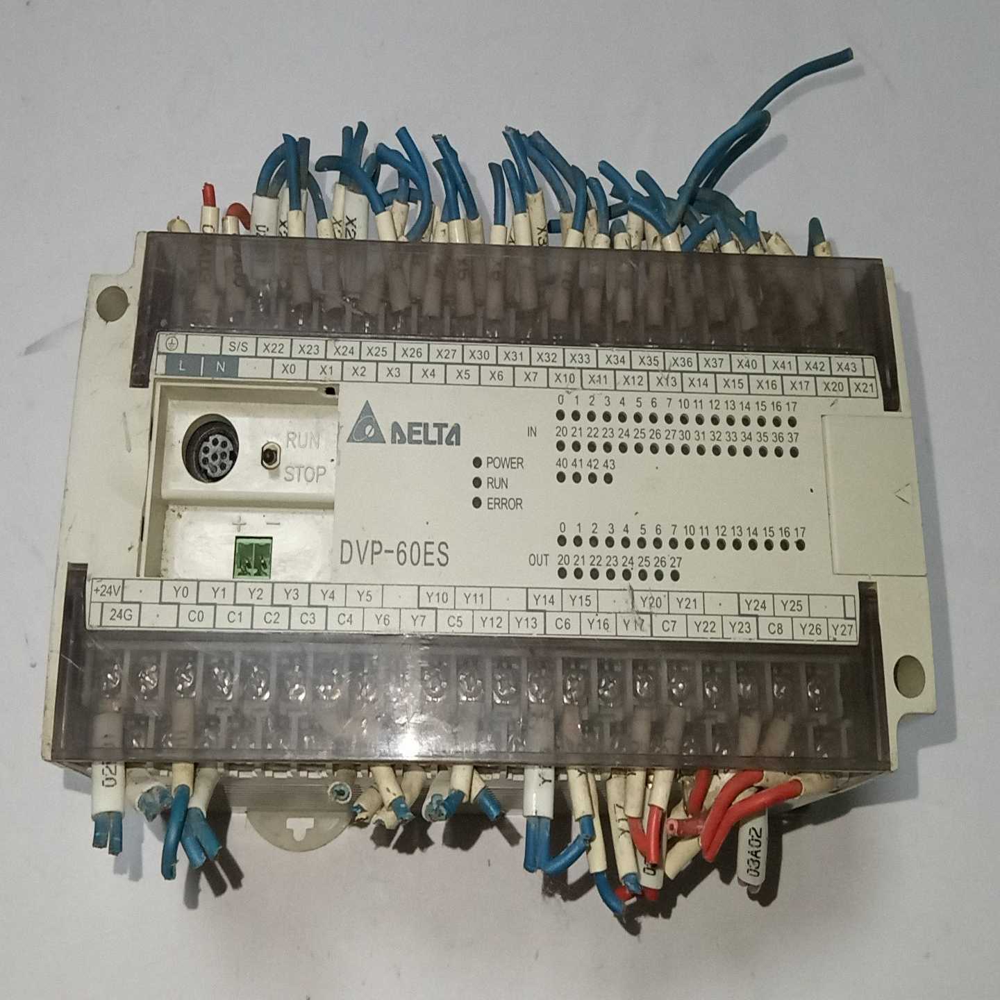 DVP60ES00R2，台达PLC，功能正常包好，成色一般般--议价商品