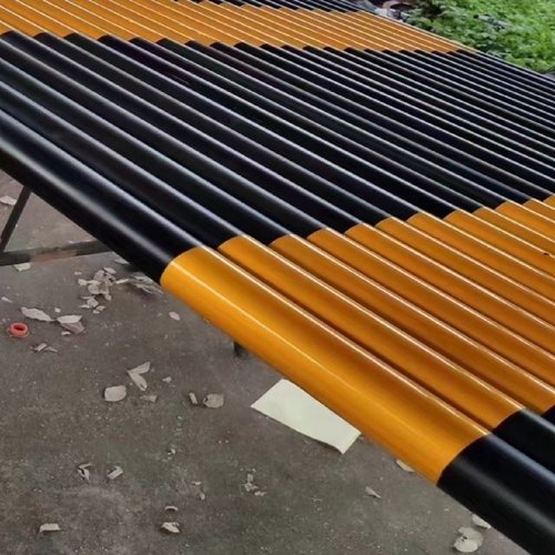 水泥墩子连接杆镀锌钢管黑色油漆黄色反光膜铁艺安全护栏厂家护栏