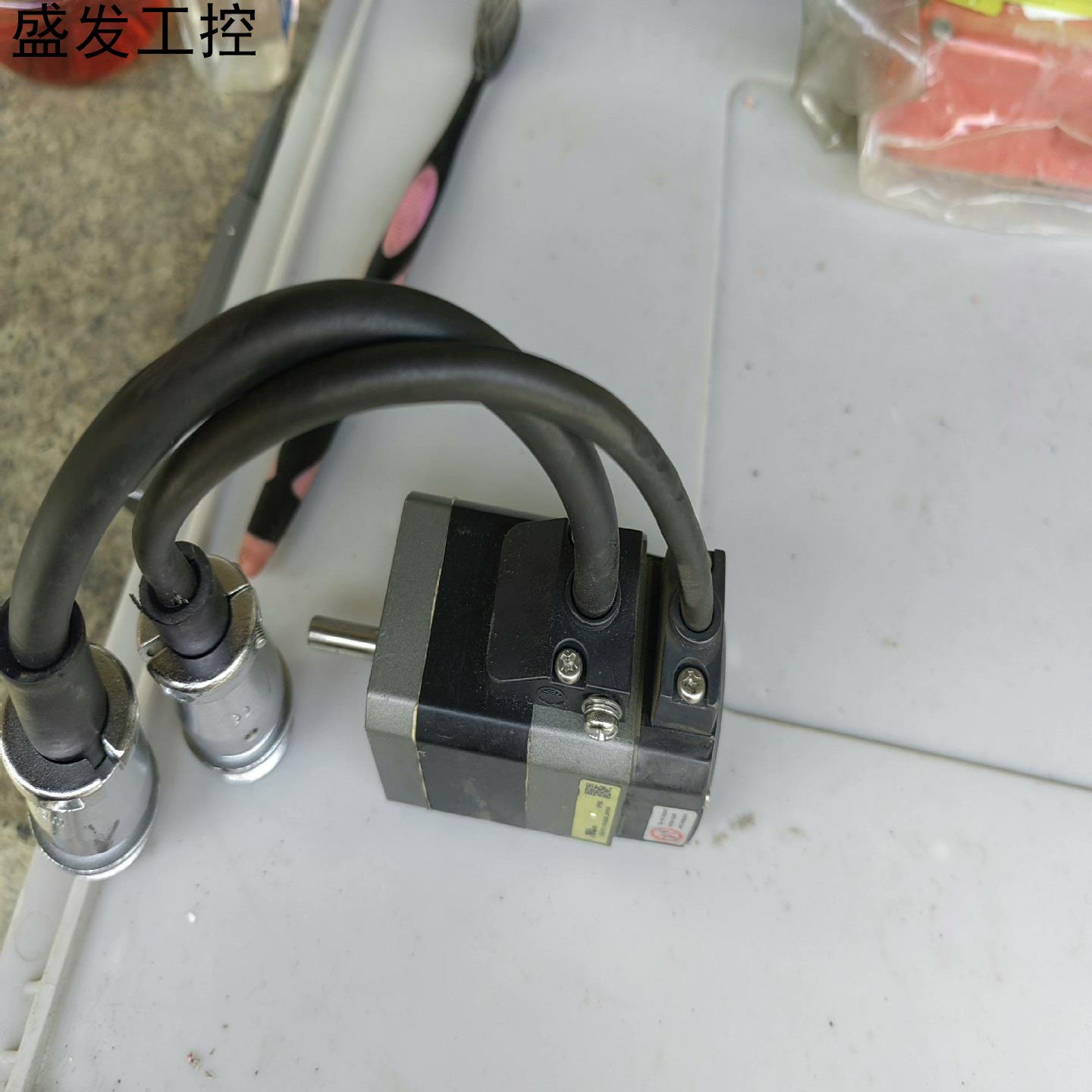 日本东方马达电机型号 AZM46AK拆机货手转动顺畅议价产品