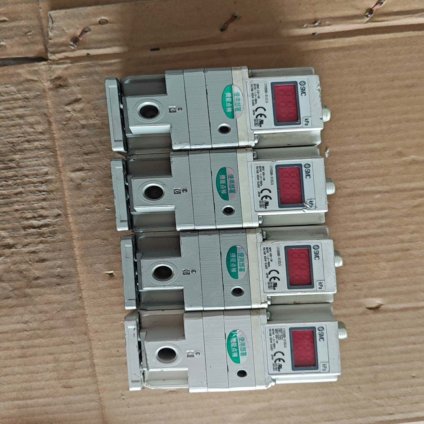 SMC电磁阀ITV2090-312CL5，成色如图{议价}