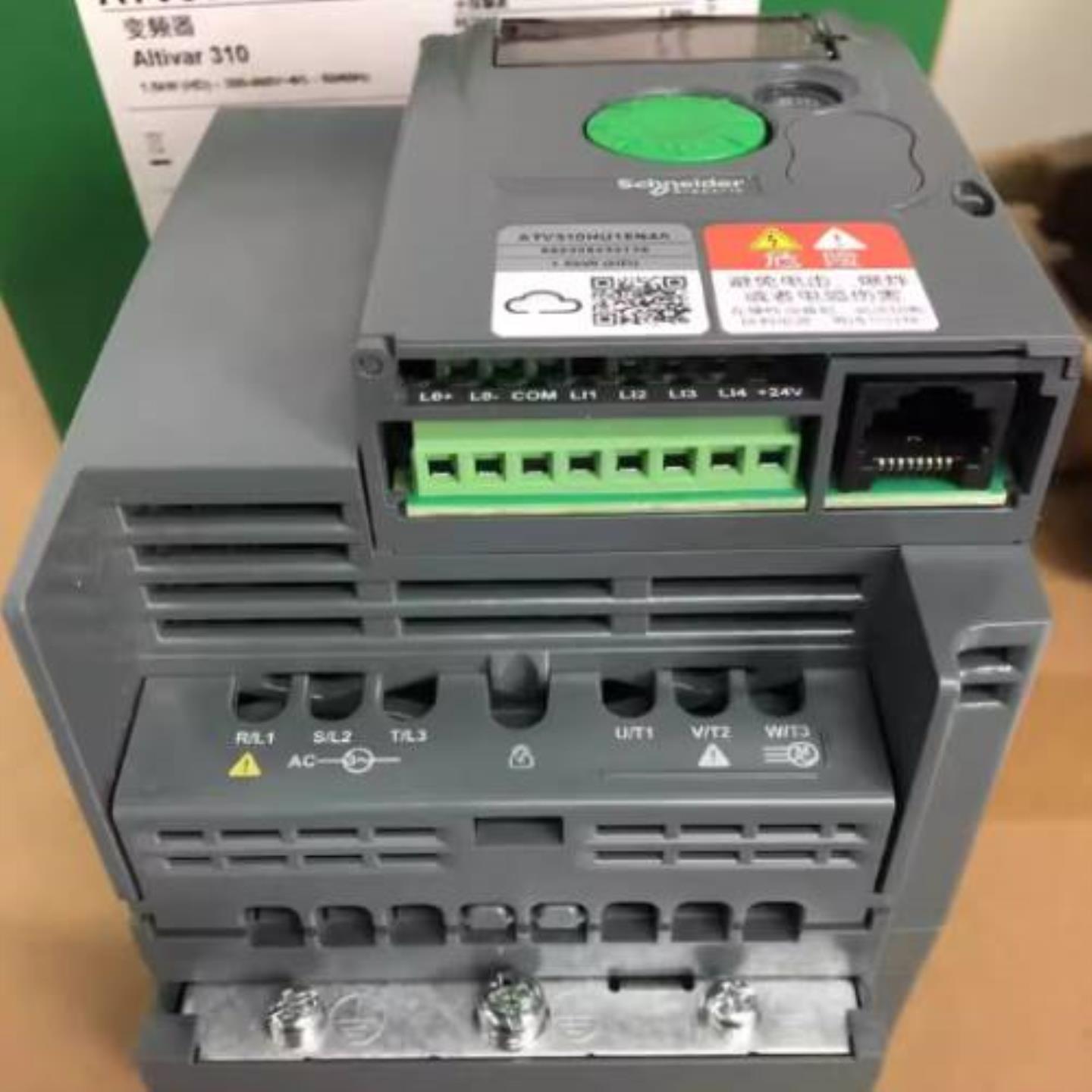 配件ATV310HD15N4A 15kw22kw4千瓦380v 施耐德变频器现货议价议价