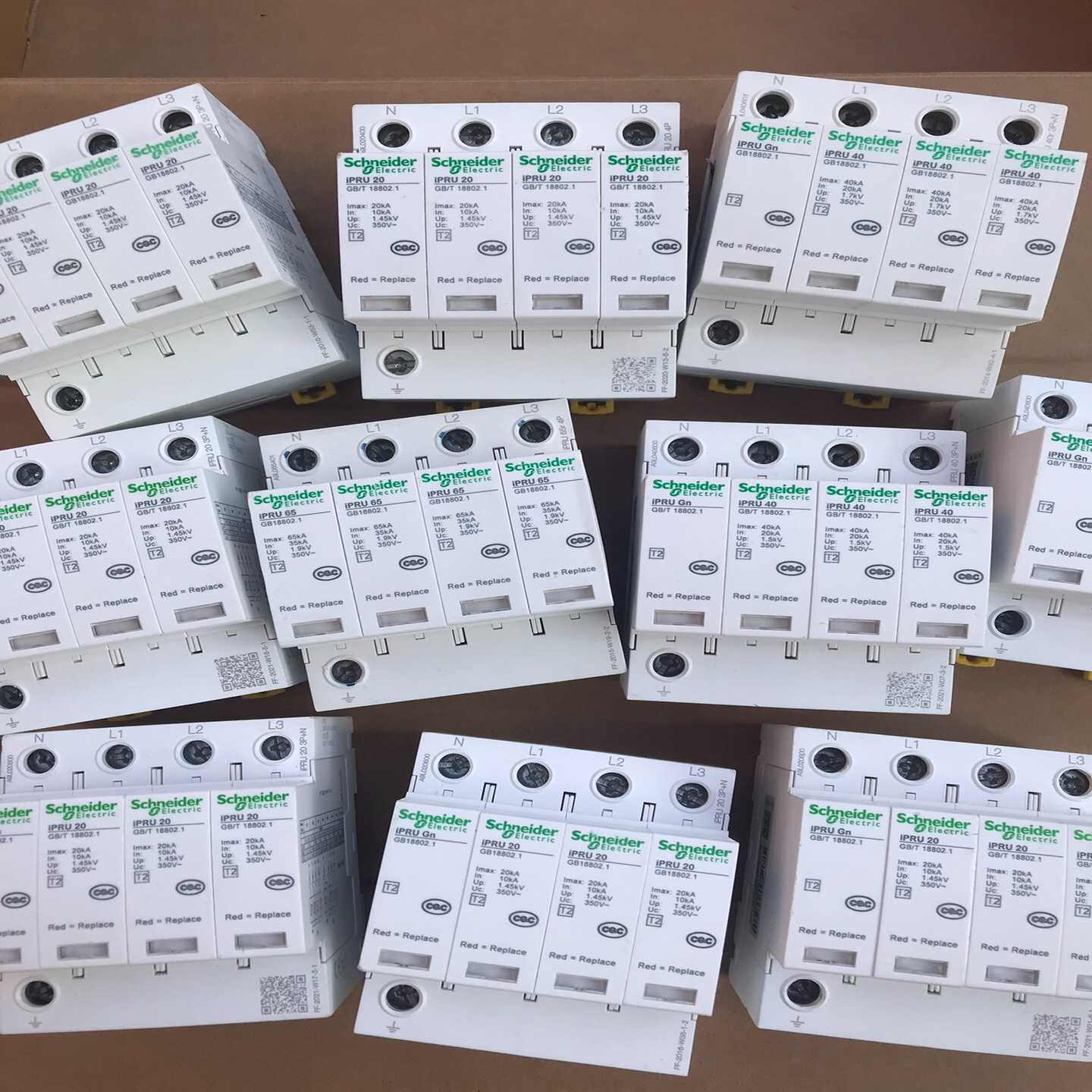 施耐德iPRU浪涌保护器3PN20KA-65K(胖胖商铺）