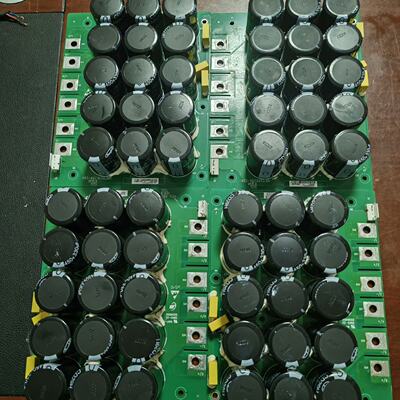 电容板 450v330uf 体积30*40大量  成-议价