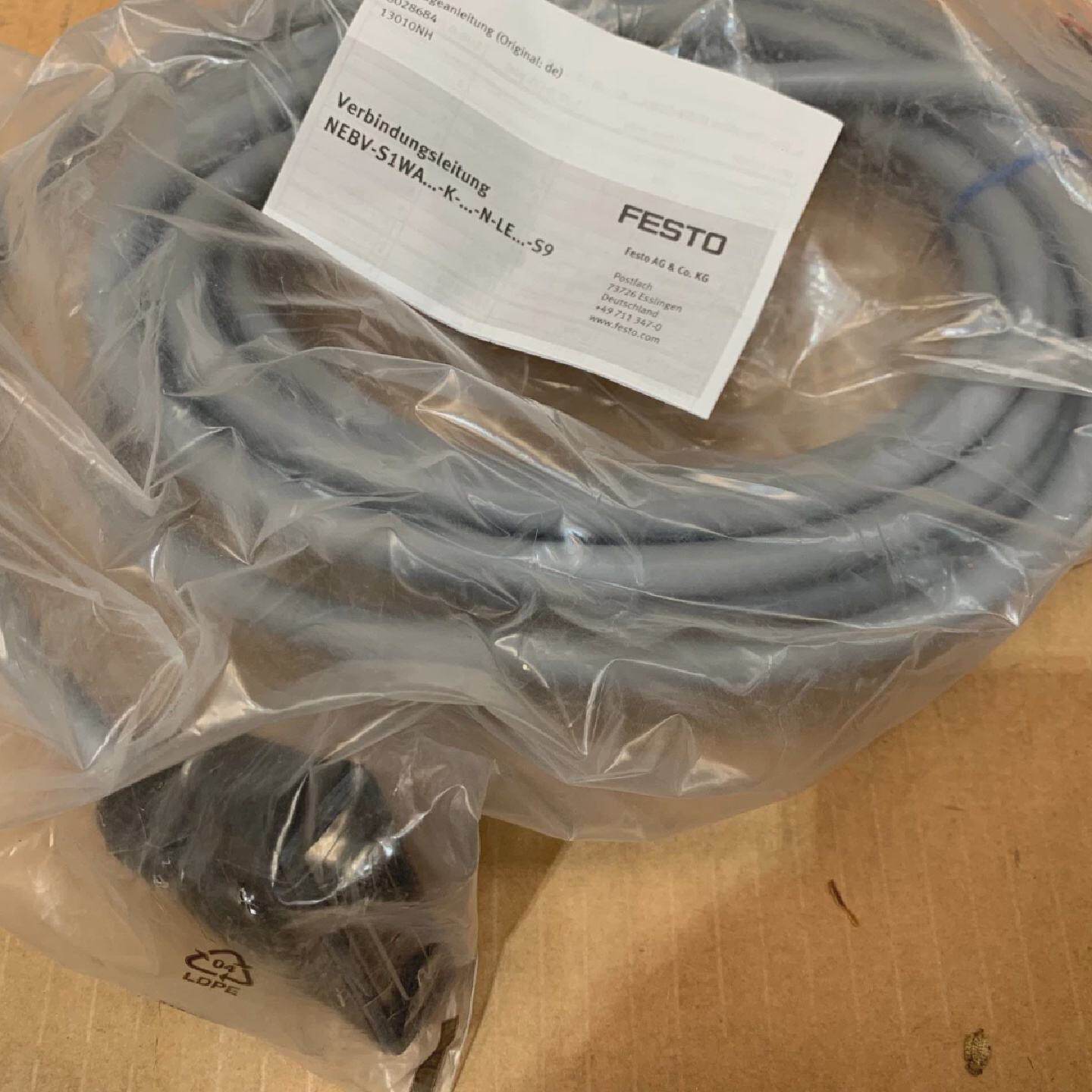 Festo 8028684 13010NH NEBVS1WA K nLe S9 Kabel