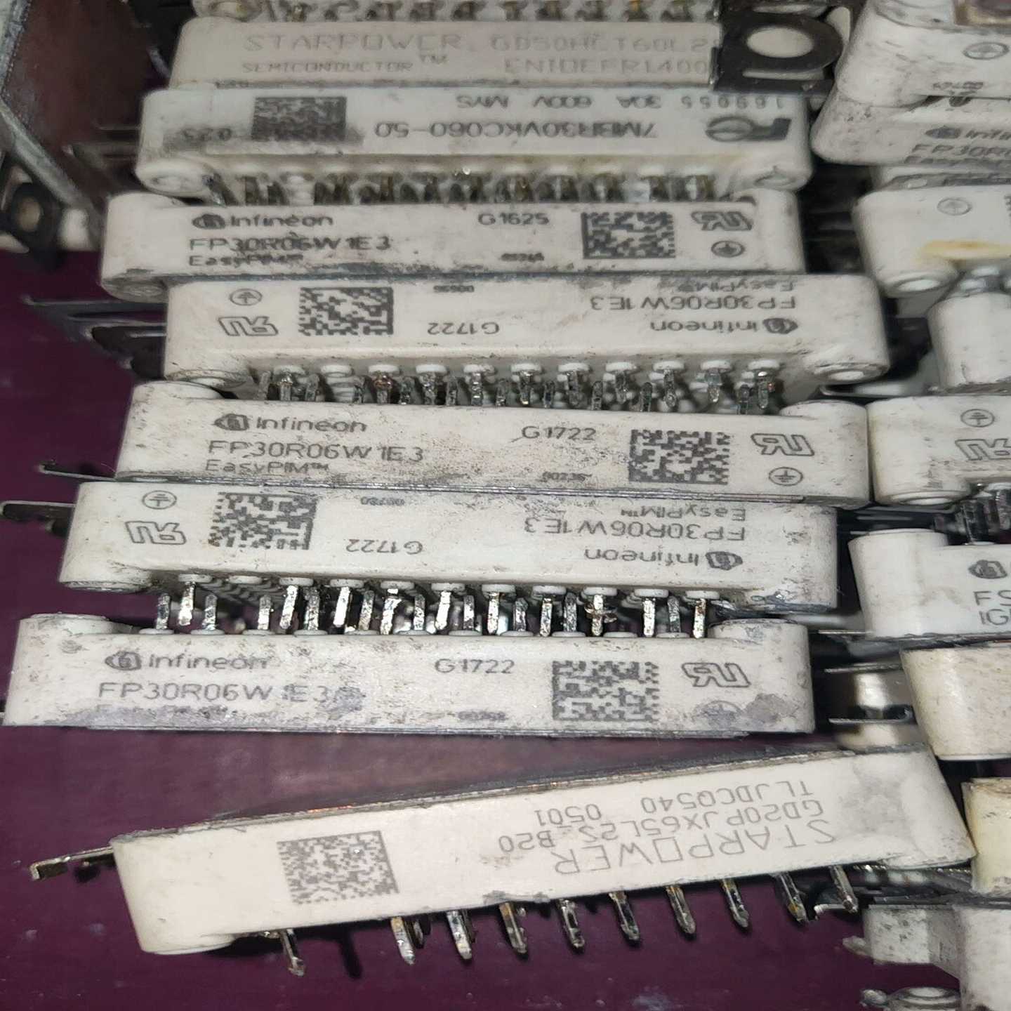 FP30R06W1E3FS30R06W1E3FS35R0询价