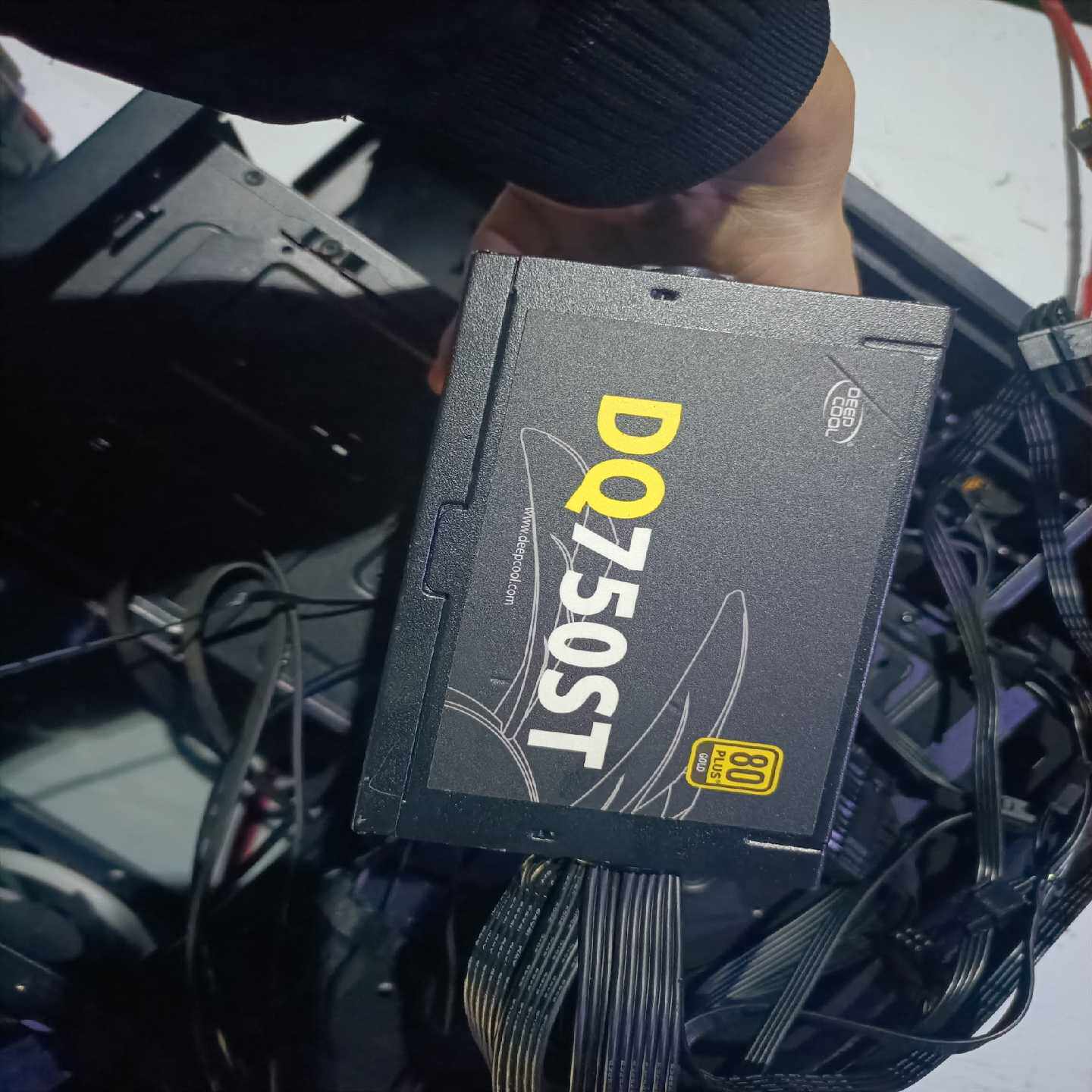 豪华侧透钢化玻璃大机箱九州风神DQ750ST750W非模-议价