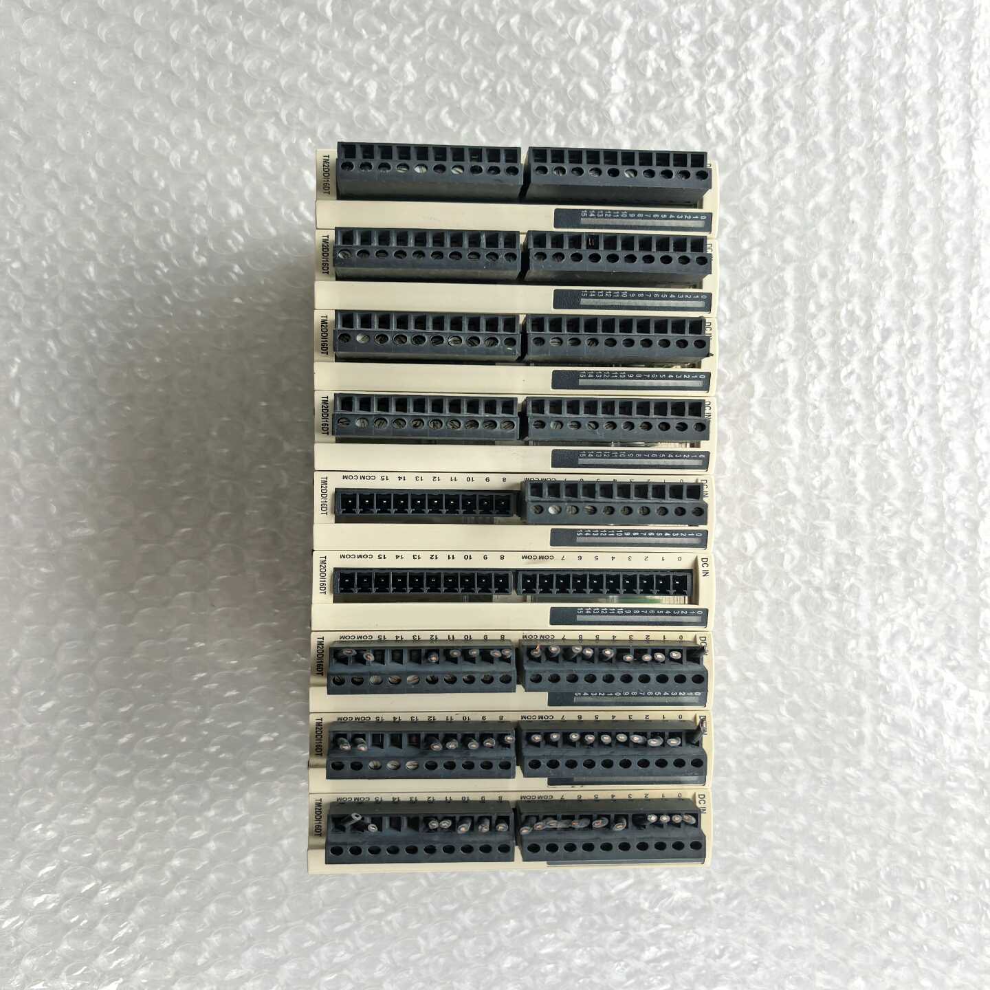 TM2DDI16DT施耐德PLC模块，功能包好--议价商品