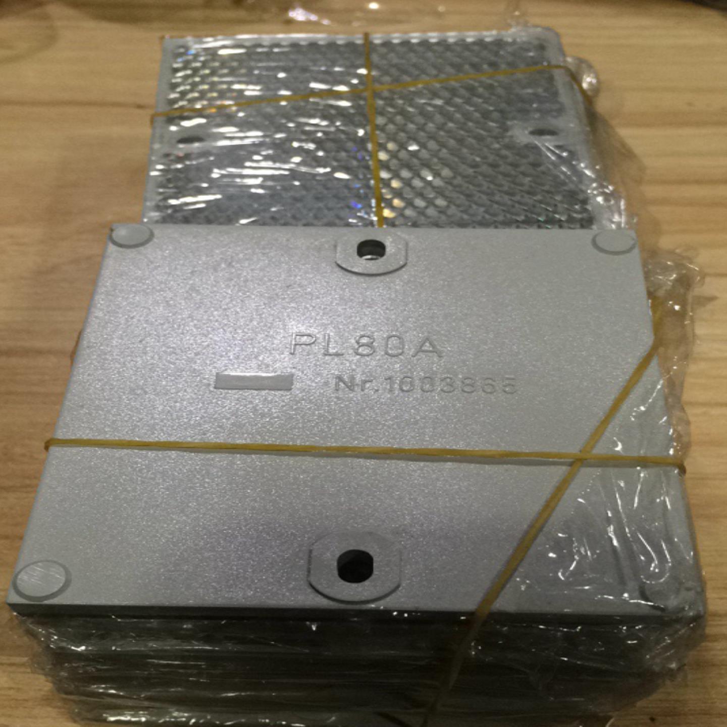 售前询价PL80A 反光板SICK施克 反射板