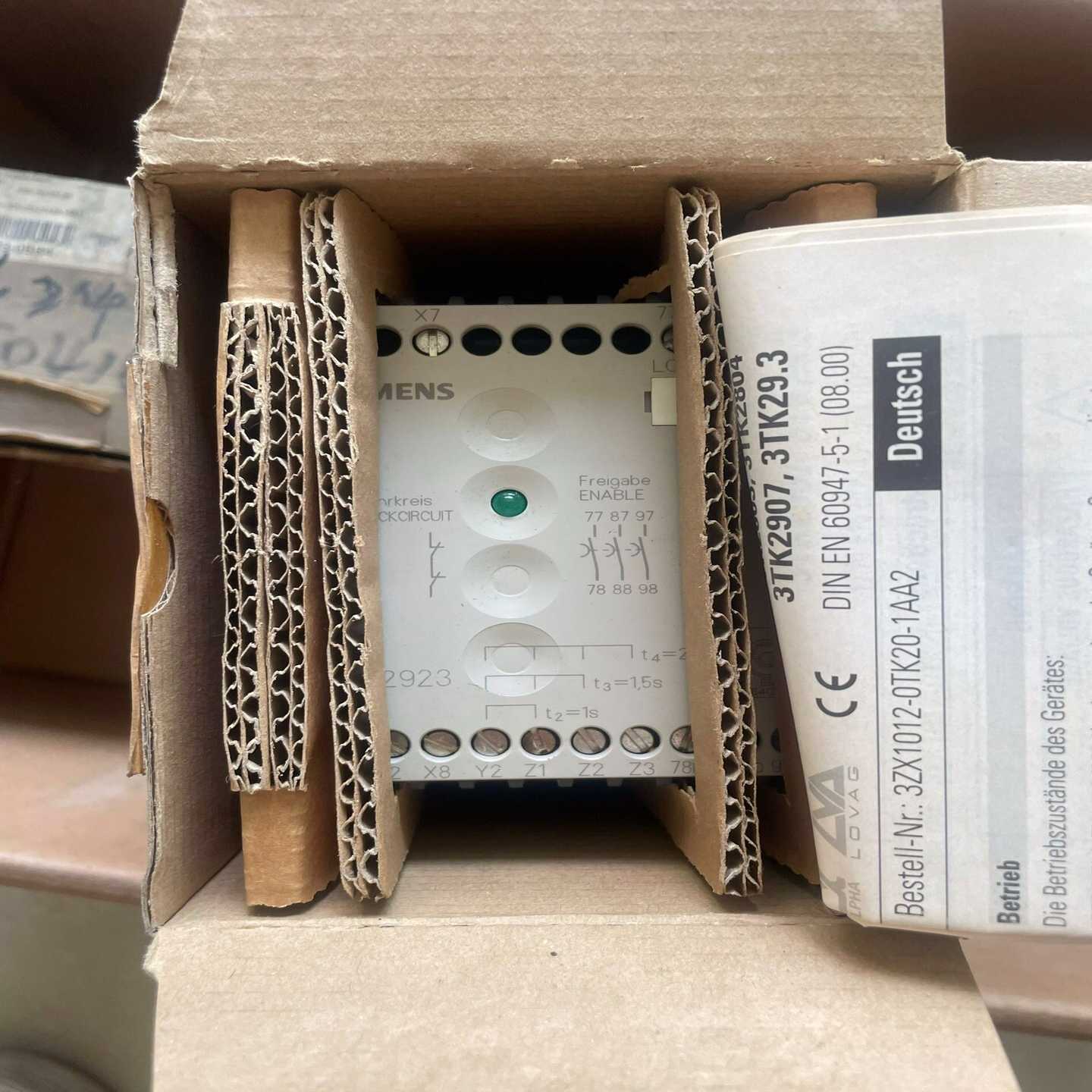 议价原装西门子安全继电器3TK2923-0BB43TK2923