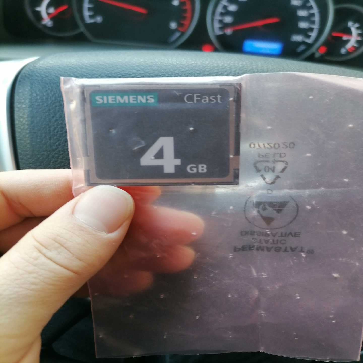 6ES7648-2BF10-0XG0西门子储存卡，全新未使用-询价客服