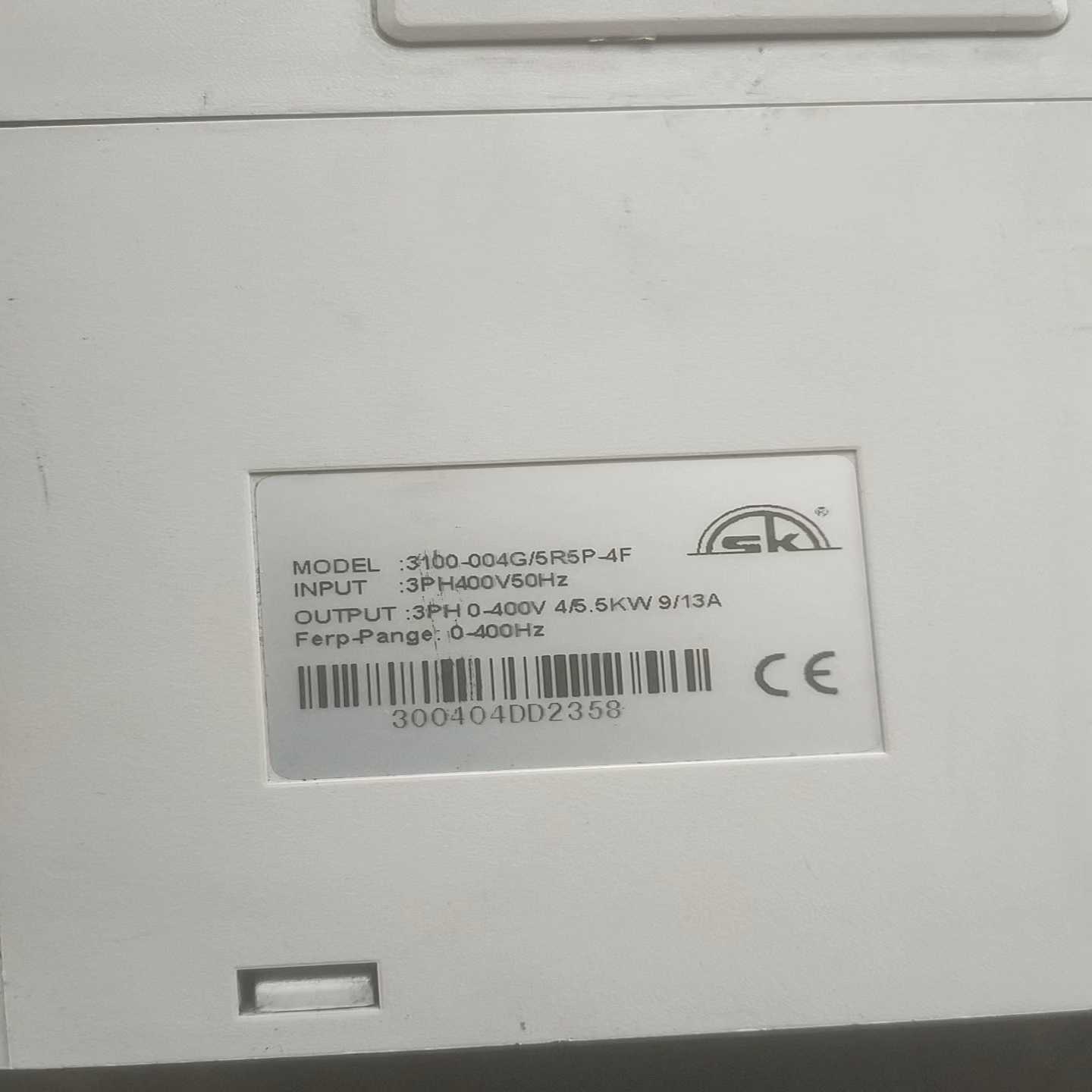 SK3100变频器4千瓦，实物如图，功能，288~询价