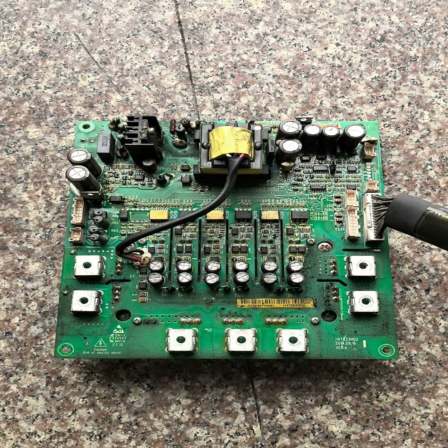 咨询-蓝海华腾V5V6E5变频器驱动板22KW-3