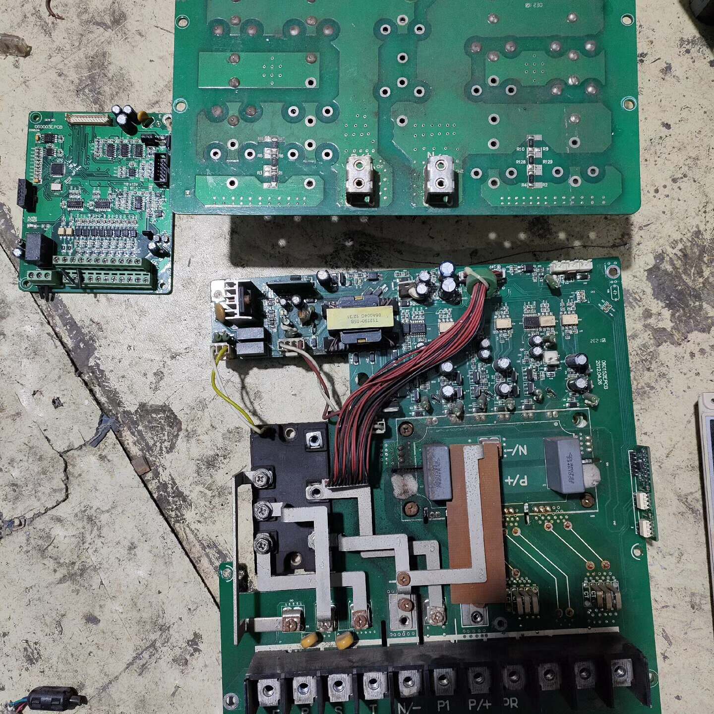 寻“”众辰H3400系列22kw变频器主板06003E.PCB驱动