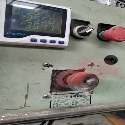 台达变频器VFD037M43A变频器，一台，成色挺好，实~询价