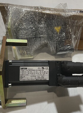 LENZE  MCS06F41LRS0B0B11NST5S00NR2SU  MOTOR SERVO U3S