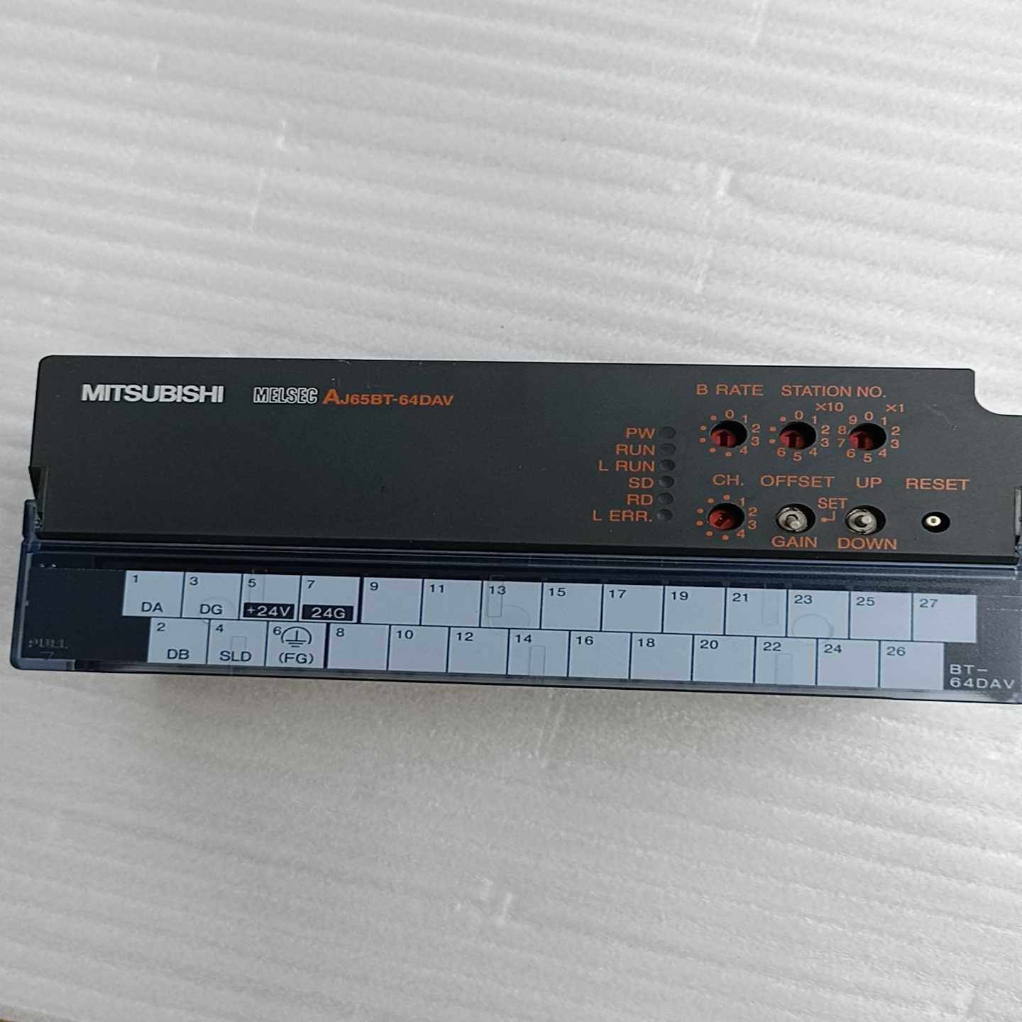 原装三菱AJ65BT-64DAV--议价商品