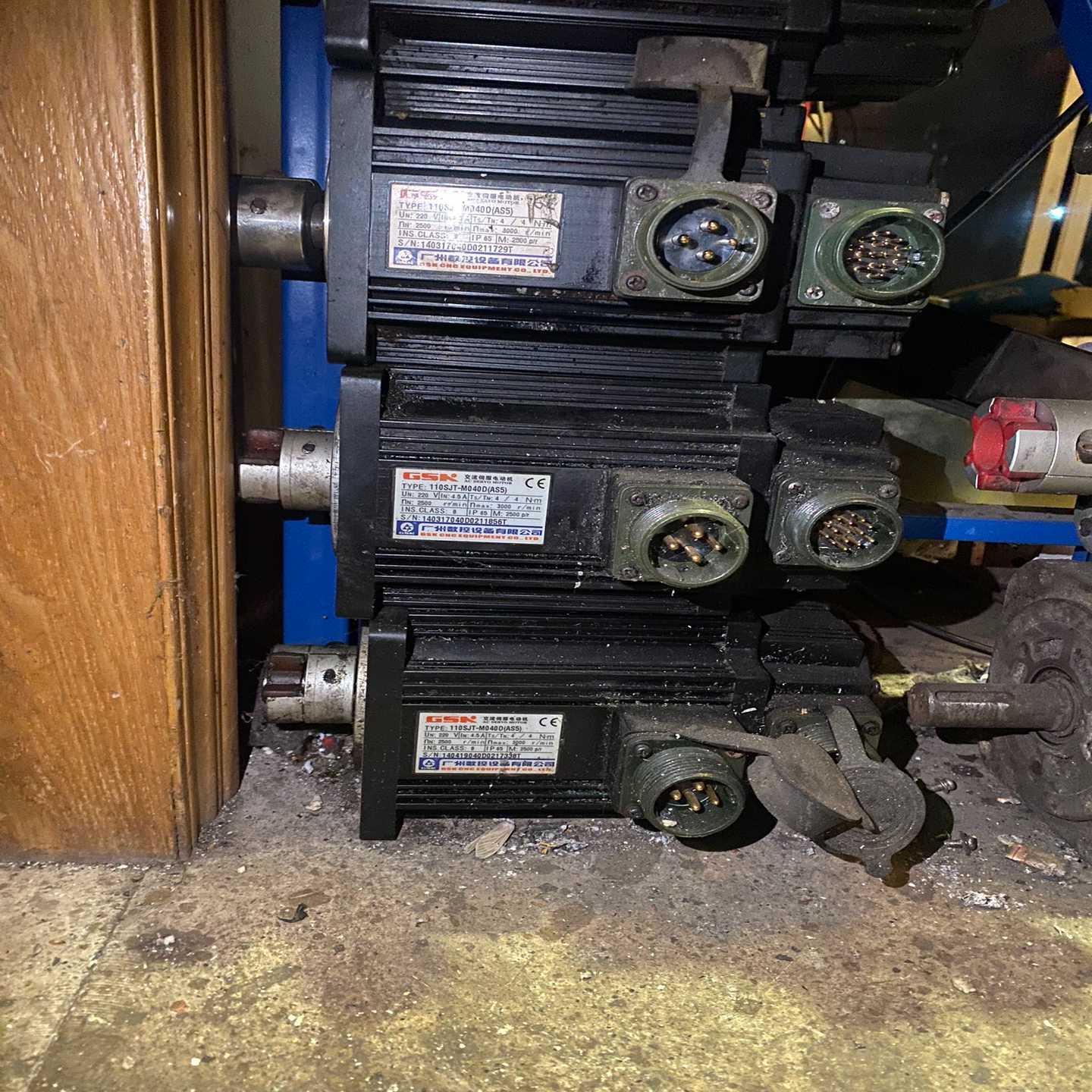 询价广数伺服电机110SJT-M040D(AS5)，止口85，