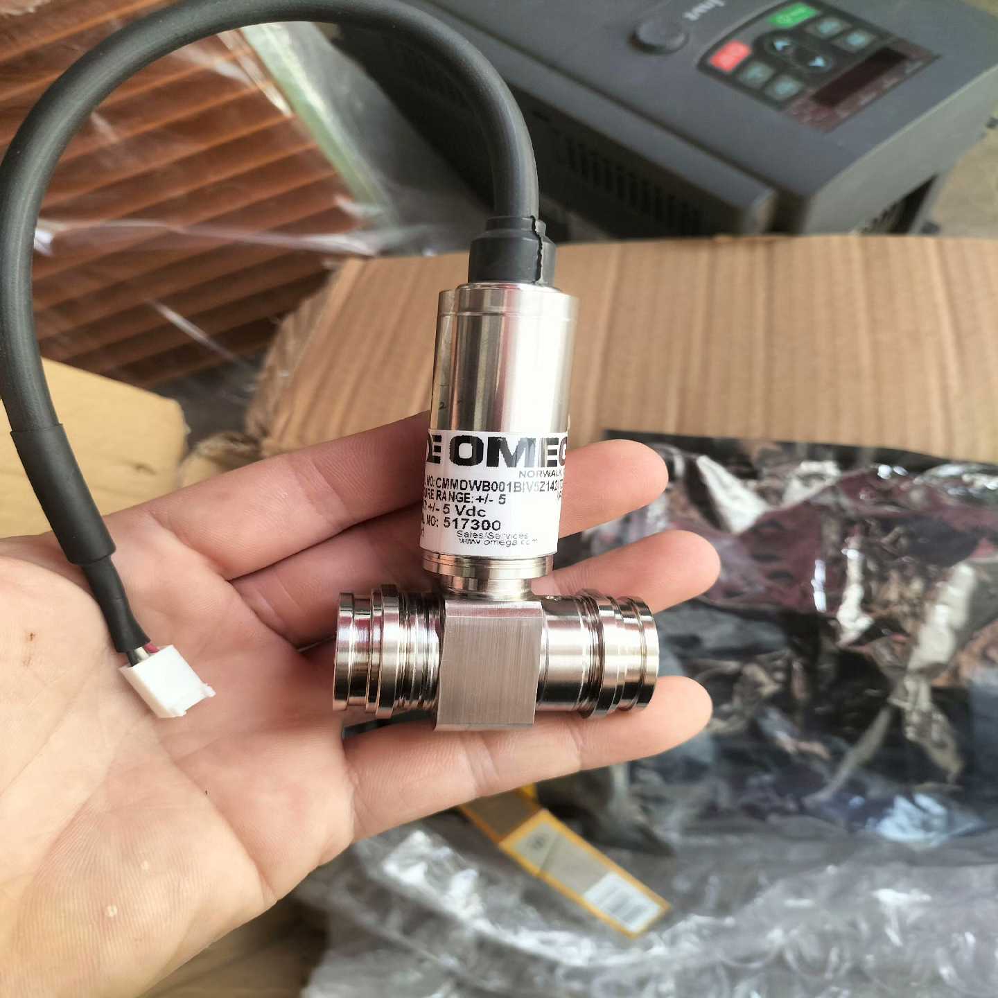 OMEGA高精度压力传感器的联系询价